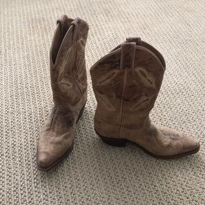 Justin boots
